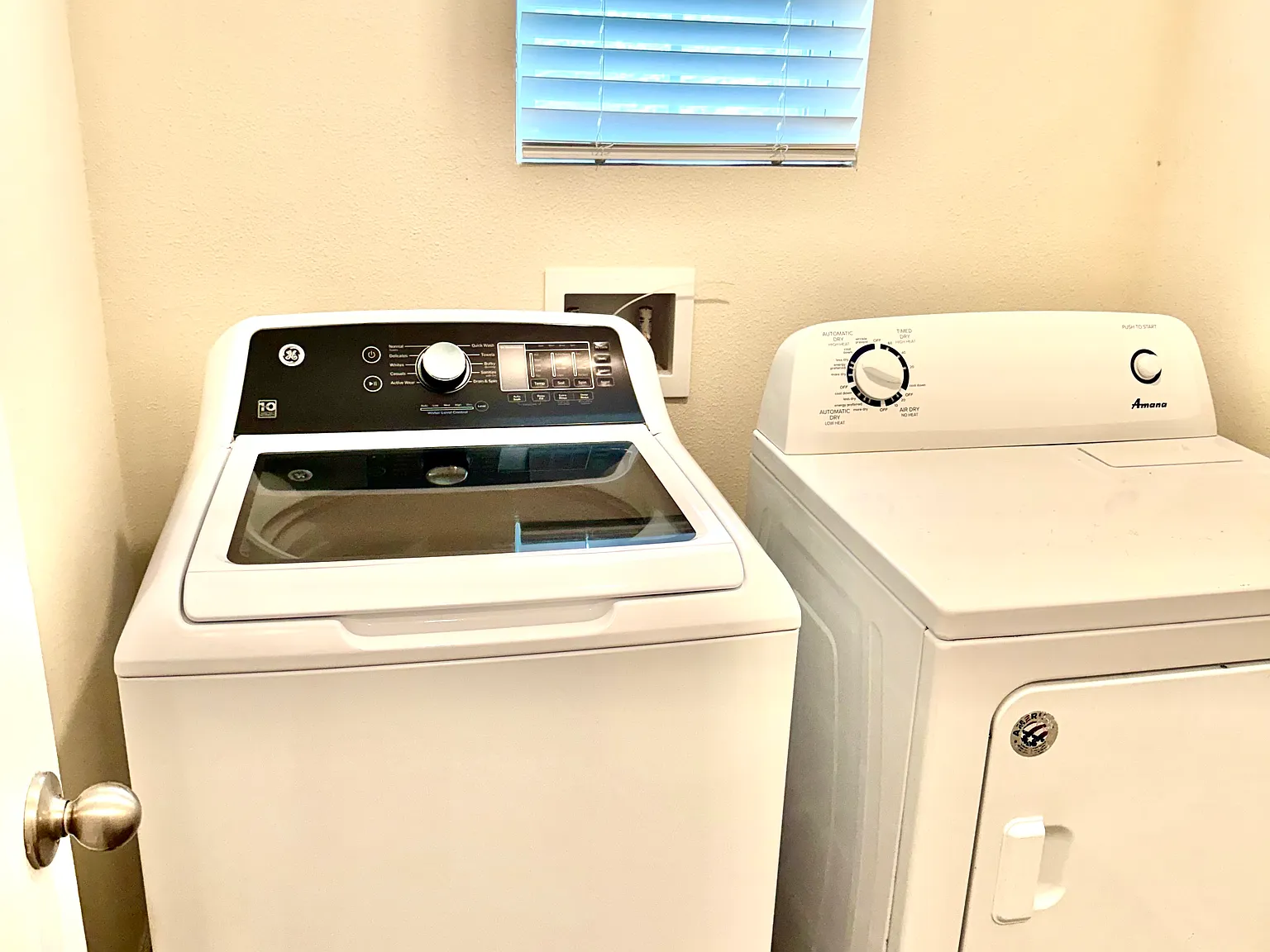 3 bed, 2000 sqft, $1,926 — Photo 4