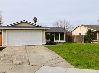 26 Icarus Ct, Sacramento, CA 95823