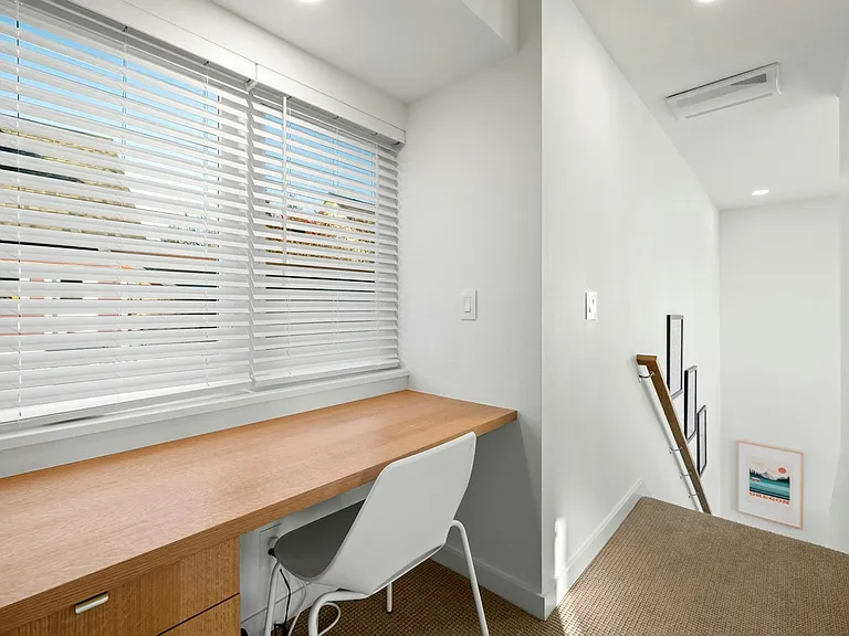 4809 N Kerby Ave — Photo 17