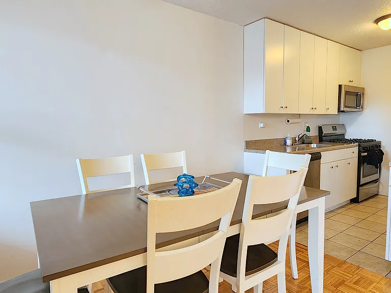 175 W 90th St #15F — Photo 1
