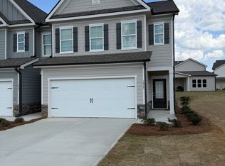 1015 Trichur Rd, Statham, GA 30666