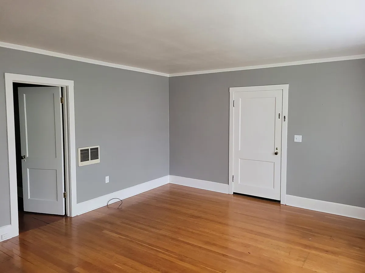 Building Photo - 1206 Mill St #1