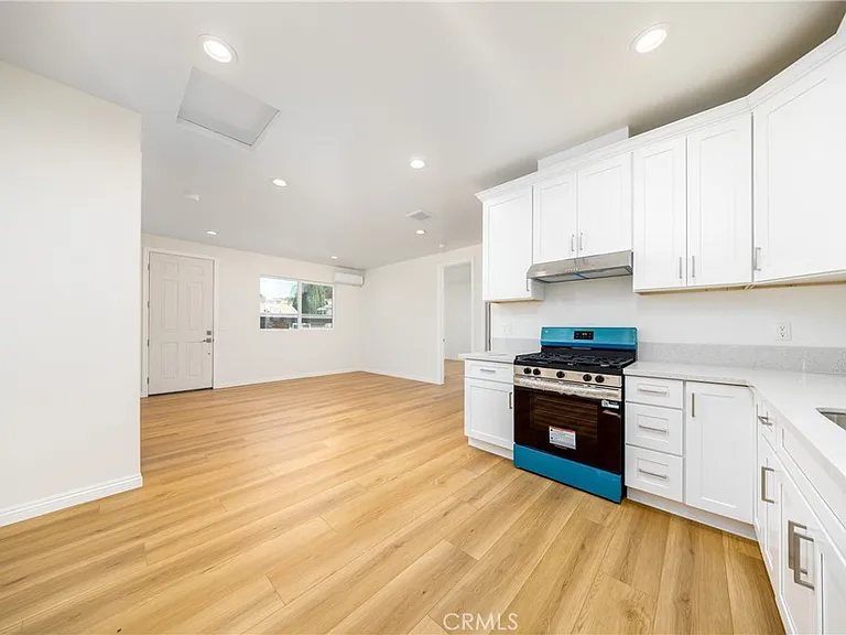 607 S Sefton Ave #607A — Photo 6