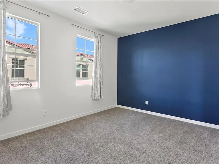 80 Savannah — Photo 14
