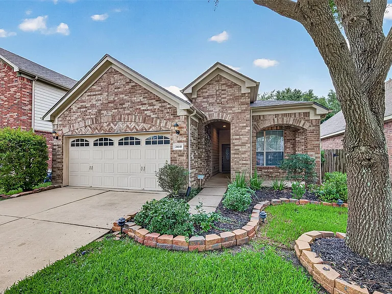 24518 Carlton Springs Ln — Photo 3