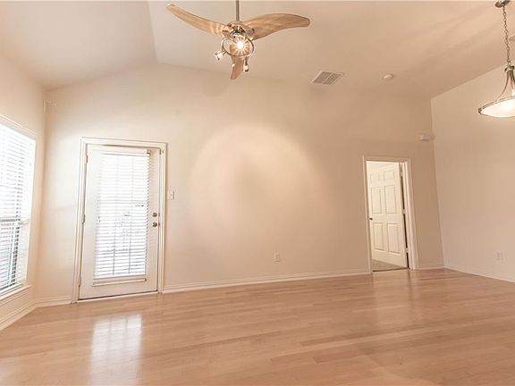 3rd image of 575 S Virginia Hills Dr Unit 3807