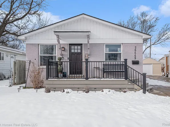 26569 Barrington St, Madison Heights, MI 48071