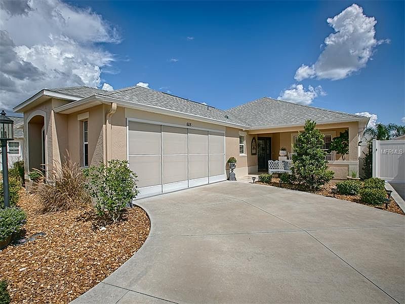 1st image of 605 Bermudez Ct