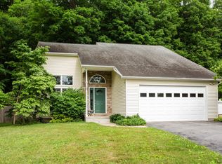 18 Gick Rd, Saratoga Springs, NY 12866