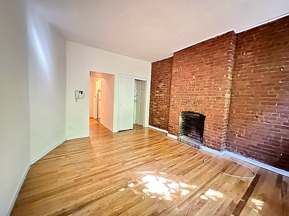 2nd image of 315 E 73rd St #25