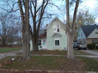 410 S Henrietta Ave, Rockford, IL 61102