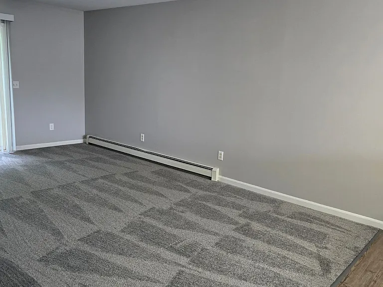 1021 Manitou Dr #3 — Photo 6