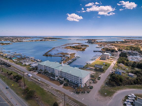 3rd image of 212 Old Causeway Road #303