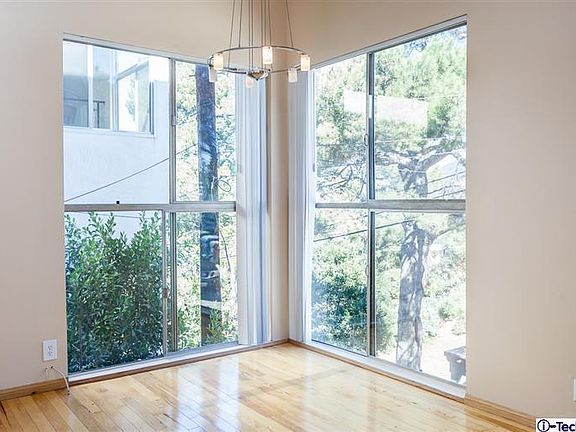 5th image of 6827 Pacific View Dr