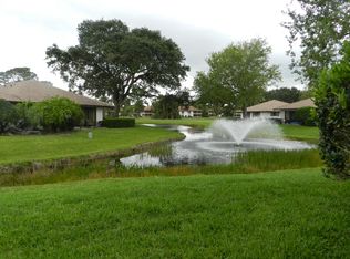 805 Club Dr, Palm Beach Gardens, FL 33418