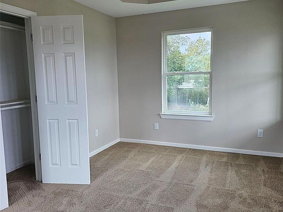 2nd image of 9730 Kerr St