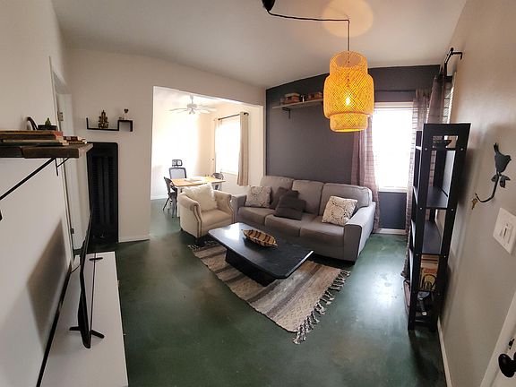 2nd image of 4761 1/2 Wilson Ave #4761-1/2