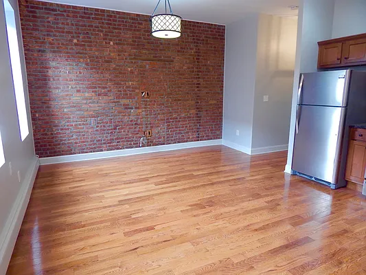 Rented by Corley Realty Group | media 34