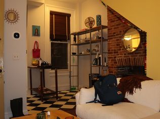2233 E Pratt St APT 1F, Baltimore, MD 21231