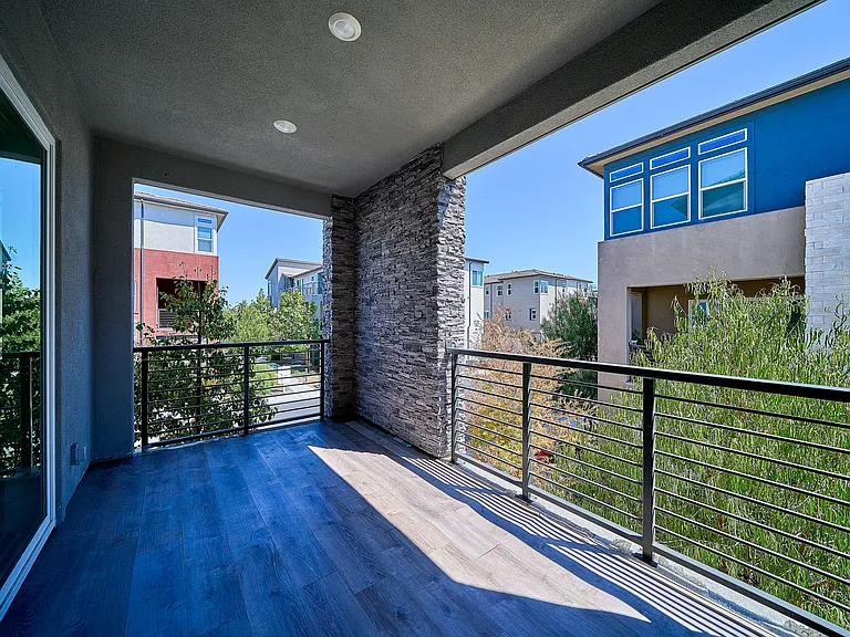 128 Abacus — Photo 24