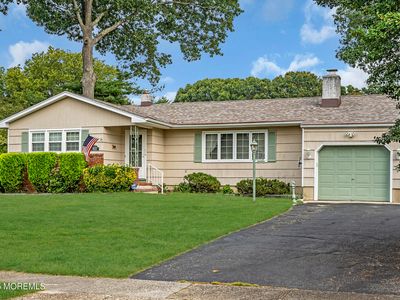 832 Castle Drive, Toms River, NJ, 08753