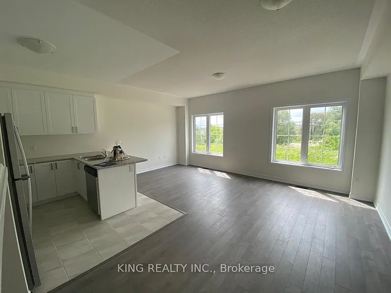 120 Winters Way — Photo 2