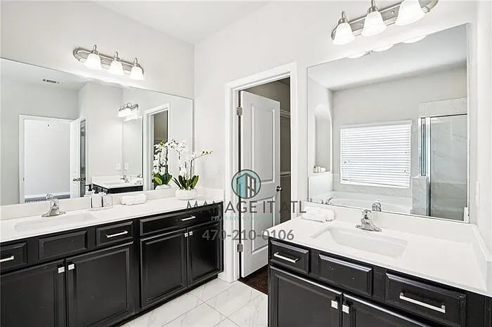 2558 Village Park Bnd — Photo 19