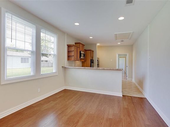 5th image of 6009 Milne Blvd