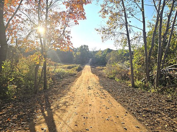 4th image of Cedar Creek Rd