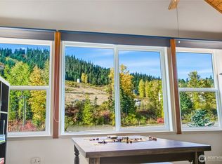 330 Keechelus Drive, Snoqualmie Pass, WA 98068