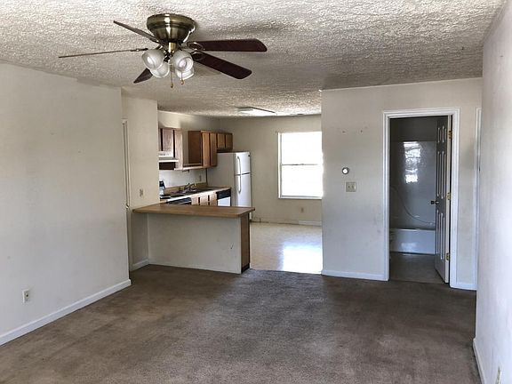 5th image of 247 Centennial Dr APT 2D