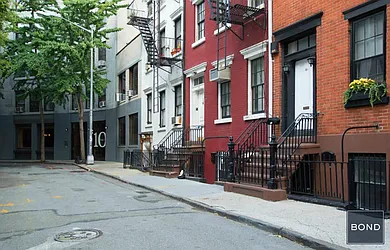 Rented by Bond New York