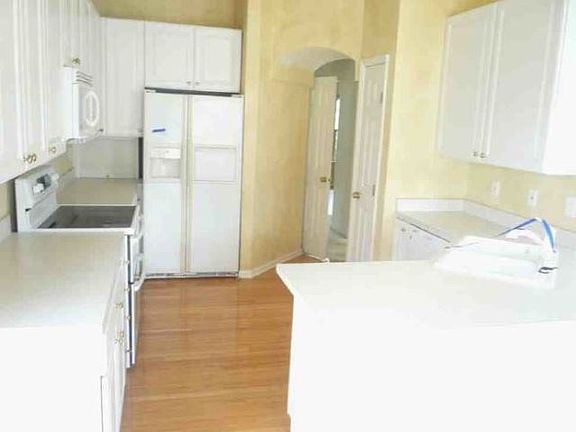 5th image of 4077 Plumwood Ct