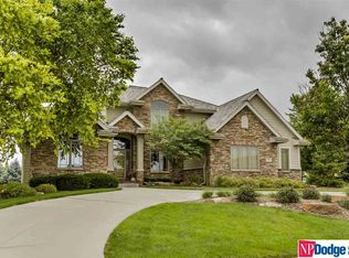 809 N 133rd St, Omaha, NE 68154