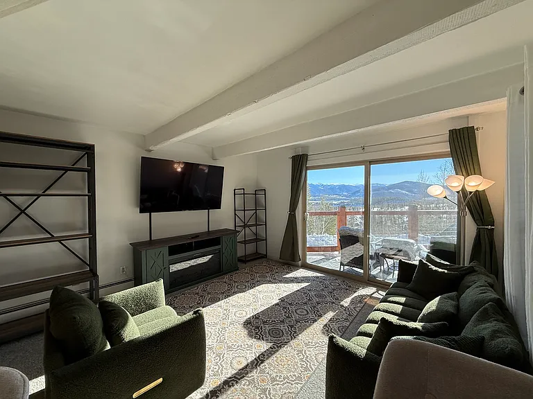 7117 Ryan Gulch Rd — Photo 1