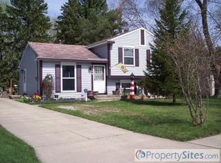332 W South St, Mason, MI 48854