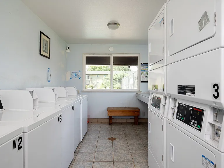 Pacific Village | Laundry
