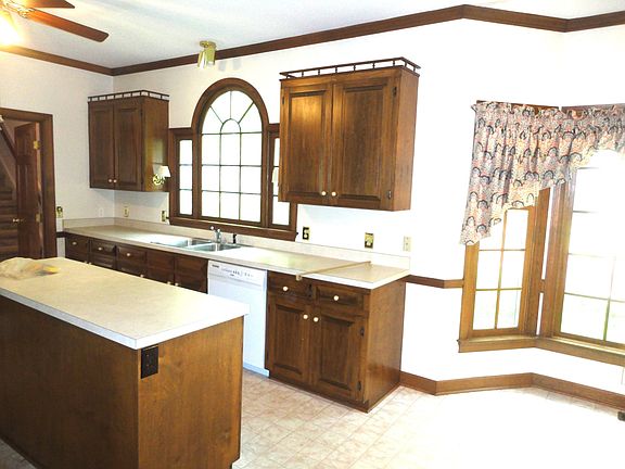 Kitchen Paladium Window