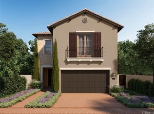 104 Roundhouse #42, Irvine, CA 92618