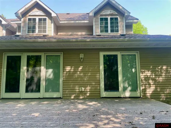 15 Pleasant View Trl, North Mankato, MN 56003