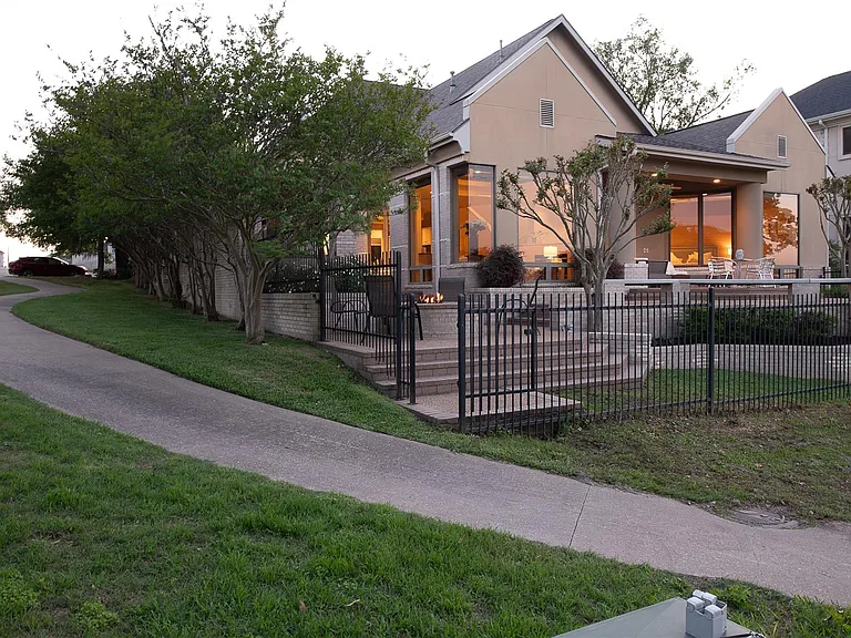 4776 Stonebriar Cir — Photo 3