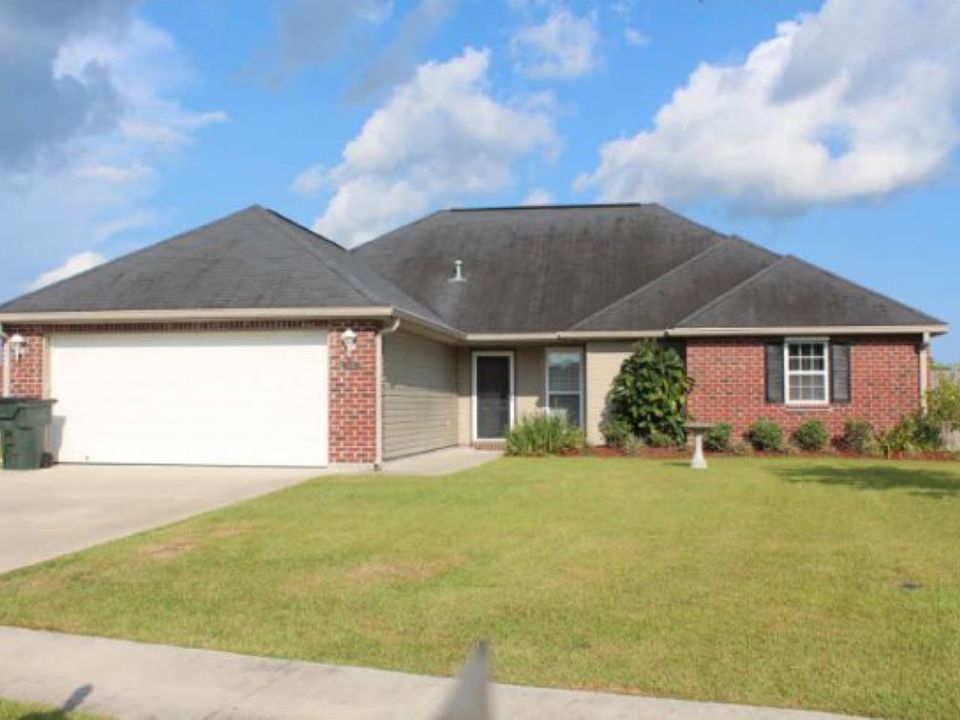 1st image of 430 Baptiste Cir