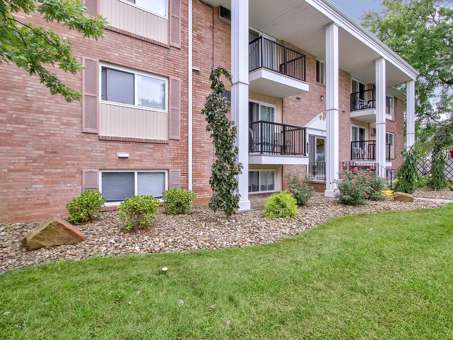 Westview Heights — Photo 4