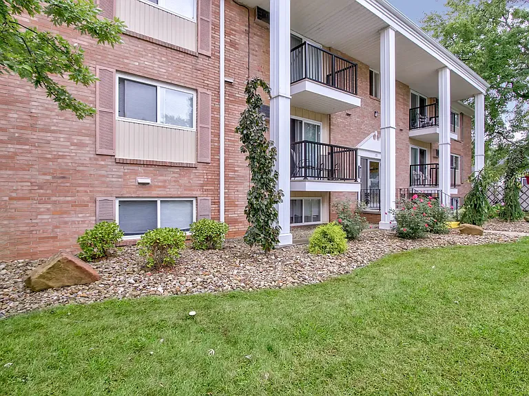 Westview Heights — Photo 4