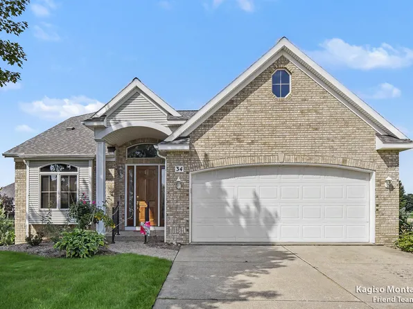 34 Regal Ct, Zeeland, MI 49464