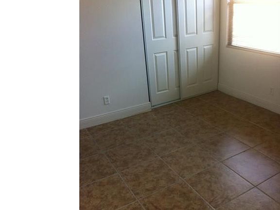 4th image of 10661 NW 17th Pl