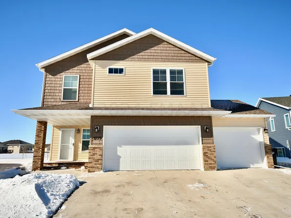 5779 61st St S, Fargo, ND 58104