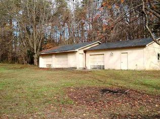 1722 Sandy Cross Rd, Burlington, NC 27217