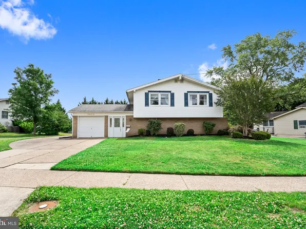 2404 Arden Rd, Cinnaminson, NJ 08077