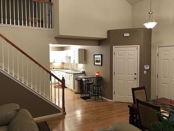 Kitchen, garage & entry door